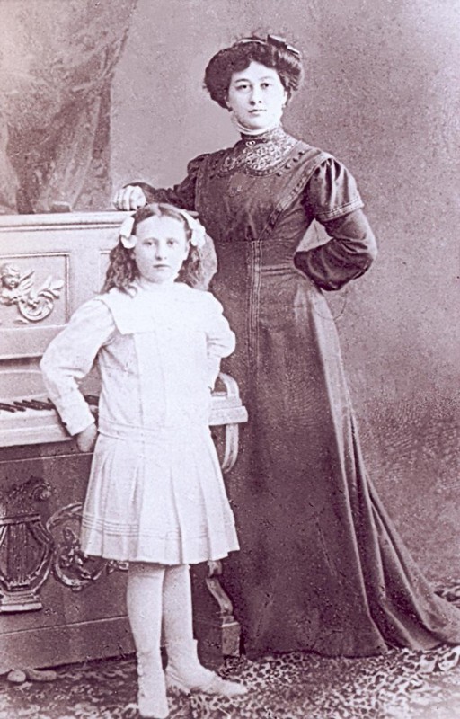 Józefa z Eysymontów Jabłkowska z córką Anielką